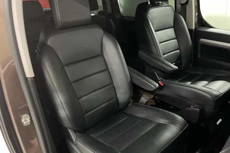 Toyota Proace din 2021 cu 41.343 km - oferta TOY233125 - foto 9