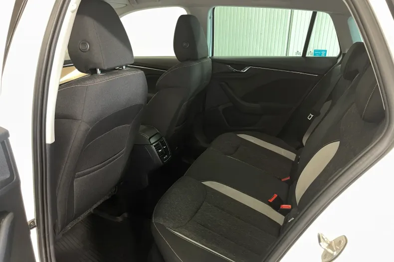 Skoda Scala din 2023 cu 81.283 km - oferta SKO233126 - foto 10