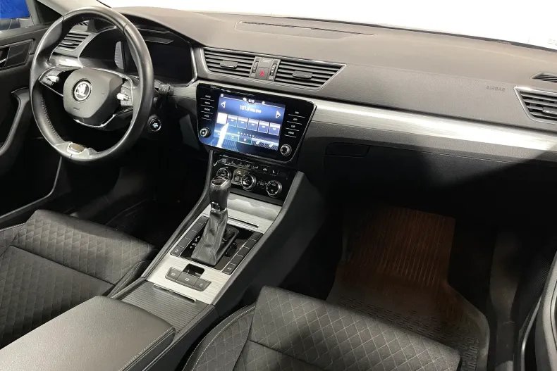 Skoda Superb din 2021 cu 142.191 km - oferta SKO233137 - foto 8