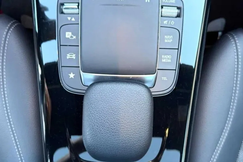 Mercedes-Benz A 180 (Clasa A) din 2020 cu 149.000 km - oferta MER233138 - foto 25