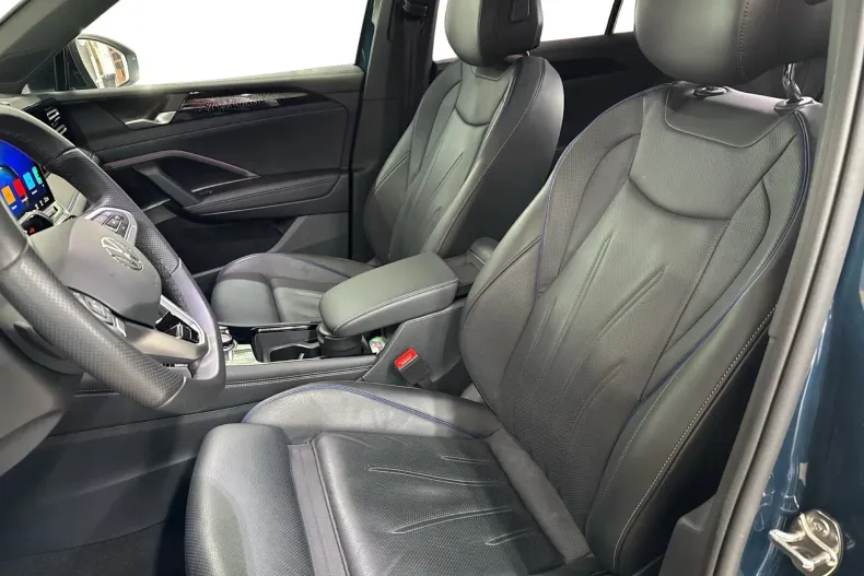 Volkswagen Tiguan din 2025 cu 17.620 km - oferta VOL233145 - foto 13