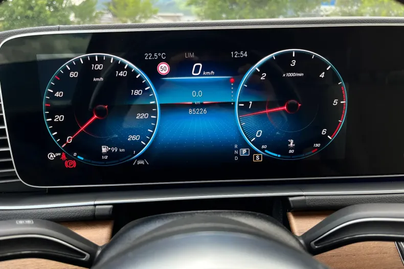 Mercedes-Benz GLS (Clasa GLS) din 2021 cu 85.226 km - oferta MER233147 - foto 19