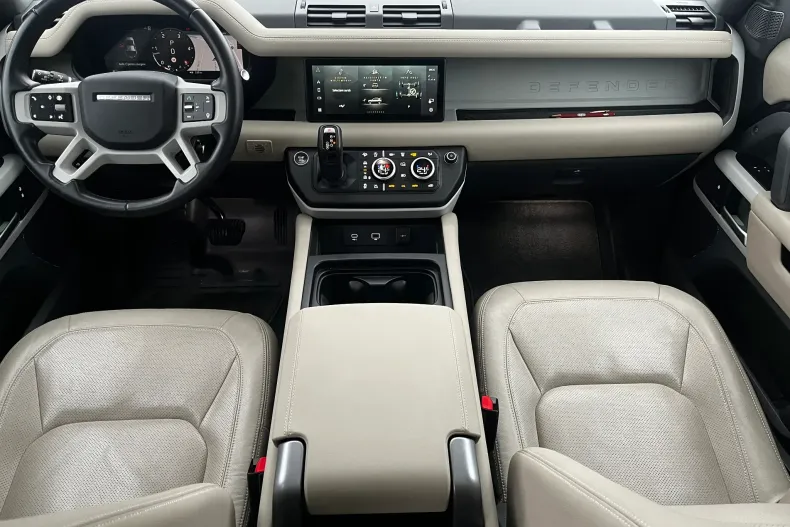 Land Rover Defender din 2024 cu 98.900 km - oferta LAN233152 - foto 12