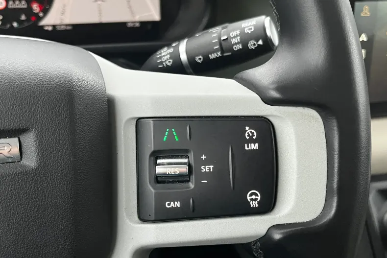 Land Rover Defender din 2024 cu 98.900 km - oferta LAN233152 - foto 16