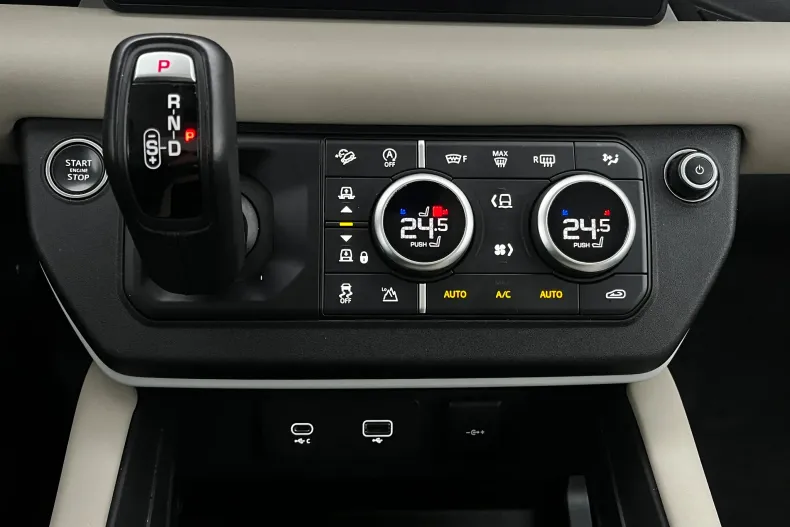 Land Rover Defender din 2024 cu 98.900 km - oferta LAN233152 - foto 20