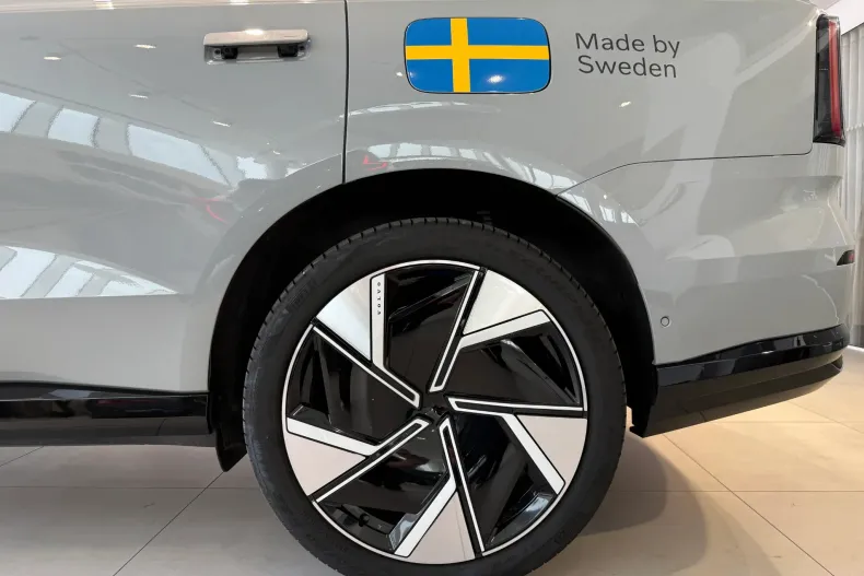 Volvo EX90 din 2024 cu 22.000 km - oferta VOL233154 - foto 10