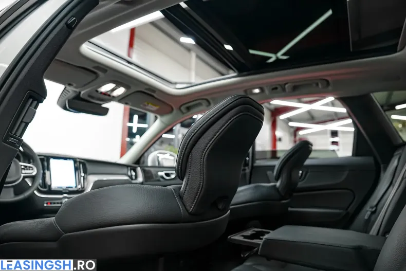 Volvo XC60 din 2023 cu 109.000 km - oferta VOL233161 - foto 10