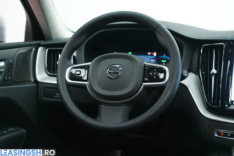 Volvo XC60 din 2023 cu 109.000 km - oferta VOL233161 - foto 24
