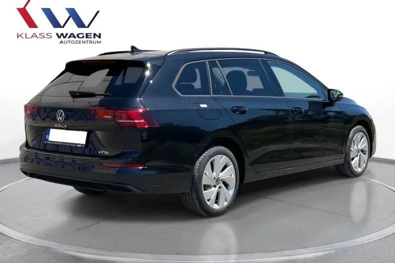 Volkswagen Golf din 2026 cu 12.386 km - oferta VOL233176 - foto 3