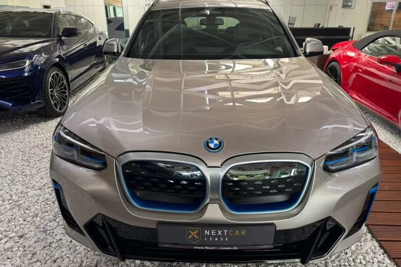 BMW iX3 (Seria X) din 2022 cu 91.795 km - oferta BMW233178 - foto 2
