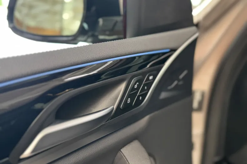 BMW iX3 (Seria X) din 2022 cu 91.795 km - oferta BMW233178 - foto 17