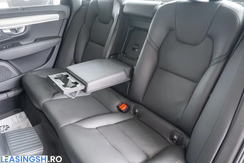 Volvo S90 din 2023 cu 51.100 km - oferta VOL233185 - foto 24