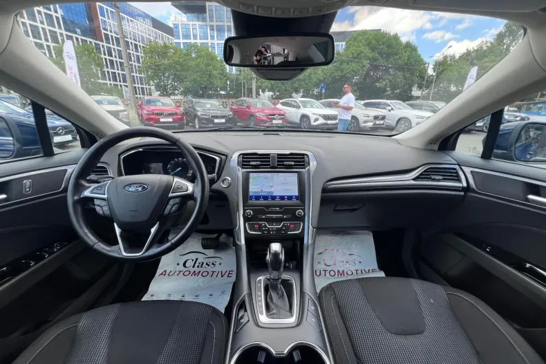 Ford Mondeo din 2022 cu 56.942 km - oferta FOR233186 - foto 4