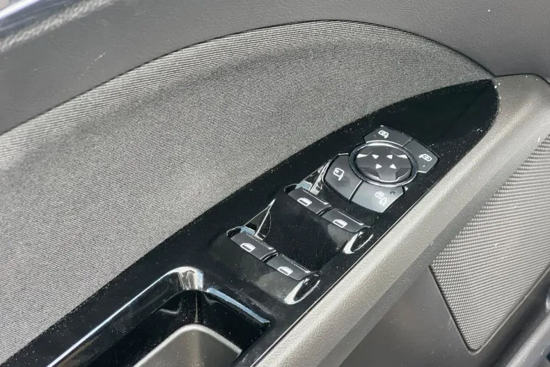 Ford Mondeo din 2022 cu 56.942 km - oferta FOR233186 - foto 12