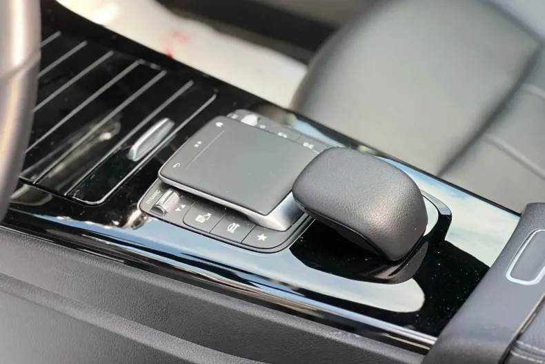 Mercedes-Benz CLA 250 (Clasa CLA) din 2022 cu 116.936 km - oferta MER233188 - foto 13