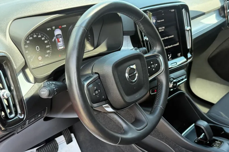Volvo XC40 din 2021 cu 79.234 km - oferta VOL233190 - foto 7
