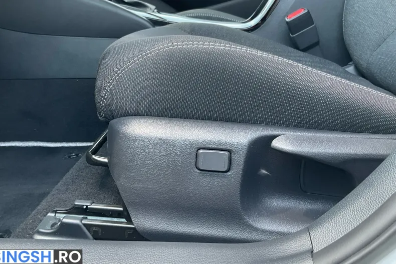 Toyota Corolla din 2025 cu 9.751 km - oferta TOY233195 - foto 33
