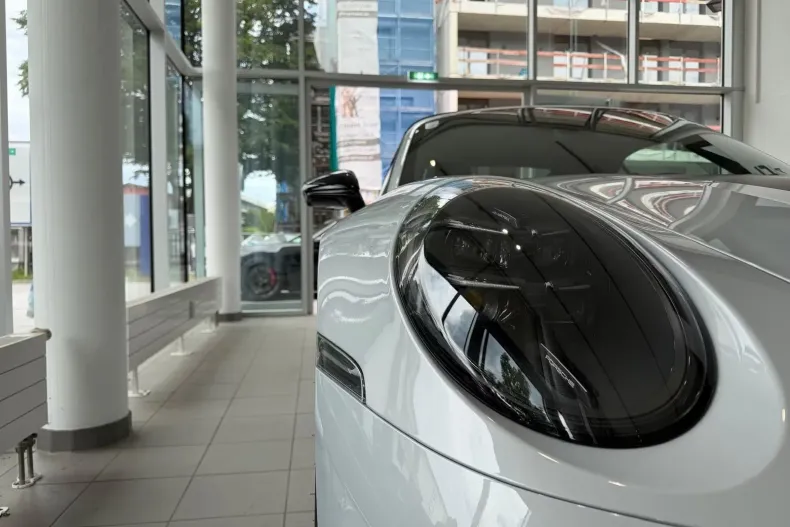 Porsche 911 din 2025 cu 8.000 km - oferta POR233197 - foto 6