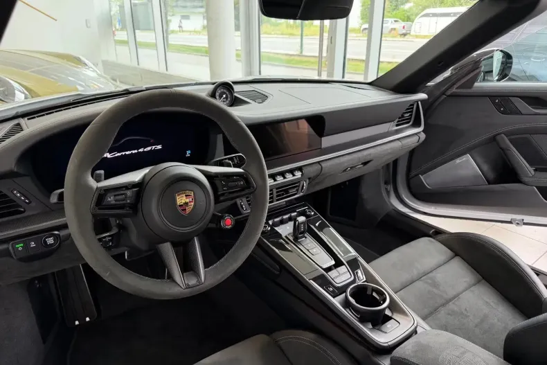 Porsche 911 din 2025 cu 8.000 km - oferta POR233197 - foto 17