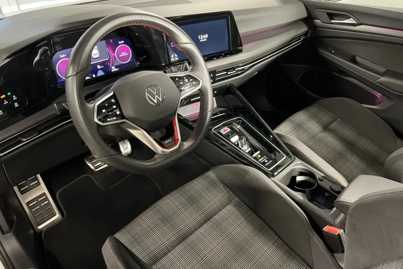 Volkswagen Golf din 2023 cu 21.396 km - oferta VOL233204 - foto 9