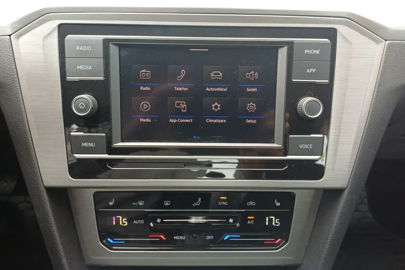 Volkswagen Passat din 2021 cu 94.490 km - oferta VOL233206 - foto 17