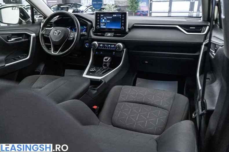 Toyota RAV4 din 2022 cu 175.000 km - oferta TOY233210 - foto 2
