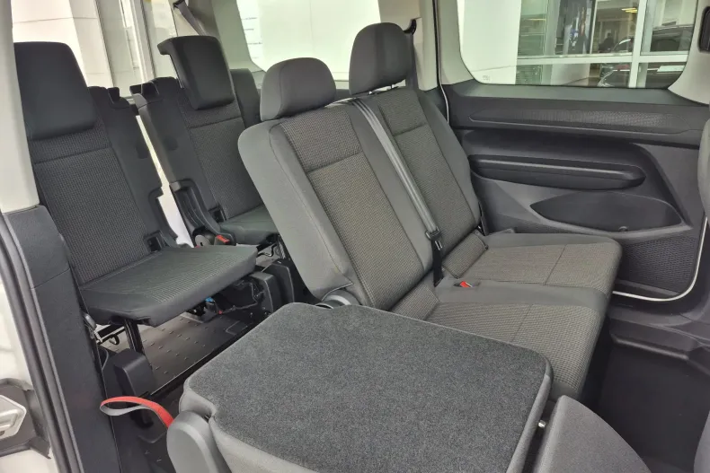 Volkswagen Caddy din 2026 cu 6 km - oferta VOL233227 - foto 3