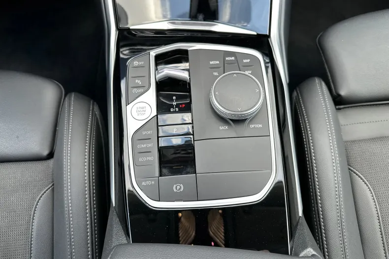 BMW 320i (Seria 3) din 2023 cu 86.158 km - oferta BMW233241 - foto 18