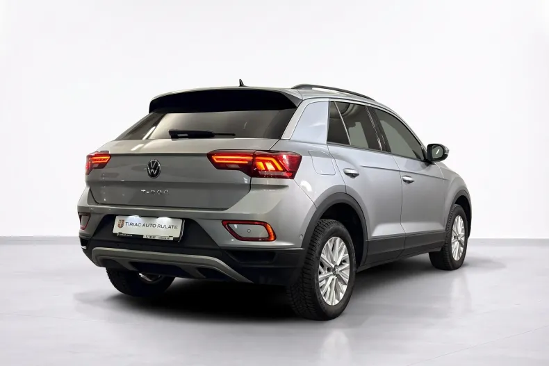 Volkswagen T-Roc din 2023 cu 66.203 km - oferta VOL233245 - foto 5