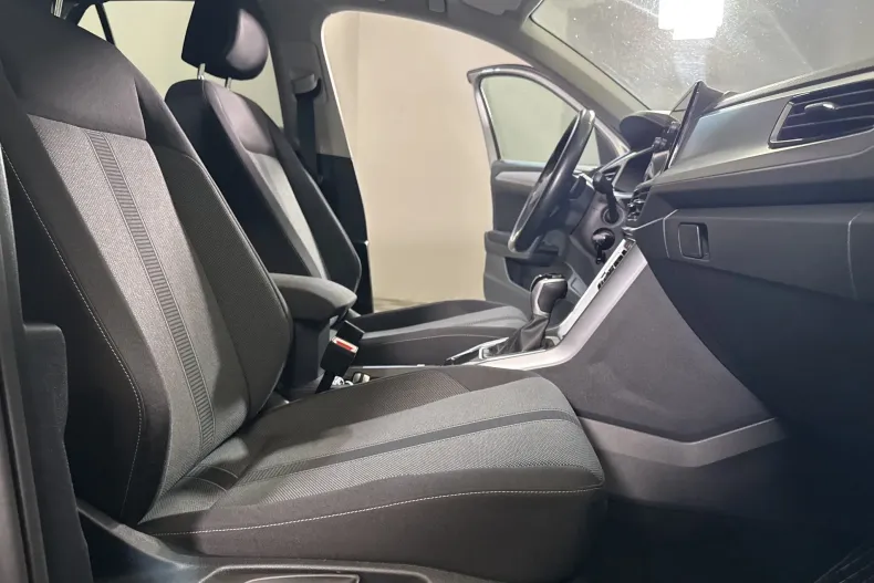 Volkswagen T-Roc din 2023 cu 66.203 km - oferta VOL233245 - foto 11