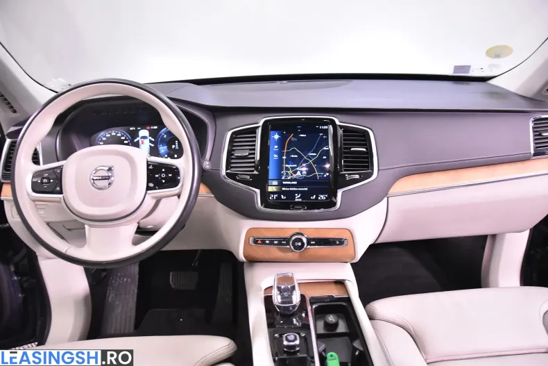 Volvo XC90 din 2021 cu 125.685 km - oferta VOL233247 - foto 9