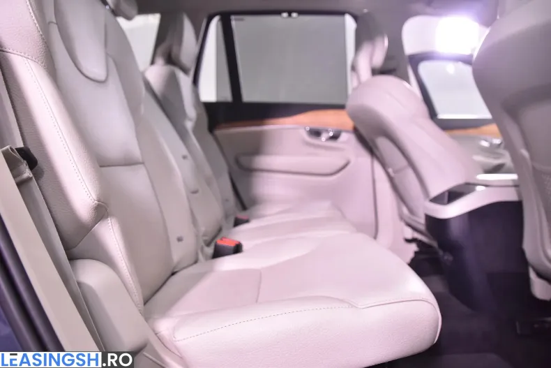 Volvo XC90 din 2021 cu 125.685 km - oferta VOL233247 - foto 12