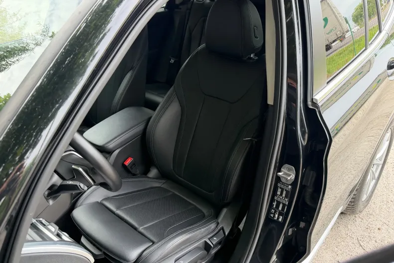 BMW X3 (Seria X) din 2022 cu 172.000 km - oferta BMW233255 - foto 8