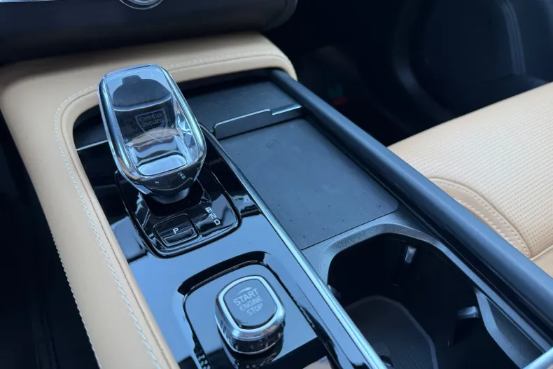 Volvo XC90 din 2025 cu 64.000 km - oferta VOL233262 - foto 30