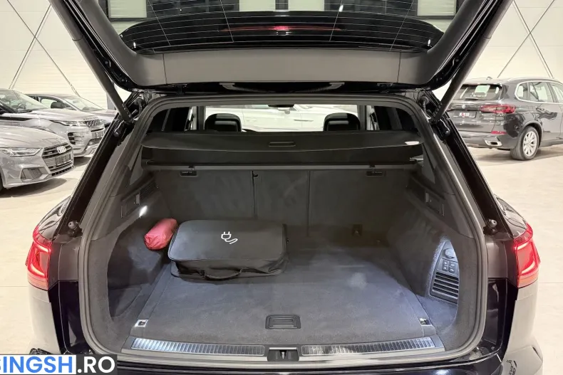 Volkswagen Touareg din 2022 cu 150.816 km - oferta VOL233269 - foto 18