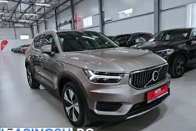 Volvo XC40 din 2022 cu 152.383 km - oferta VOL233272 - foto 2