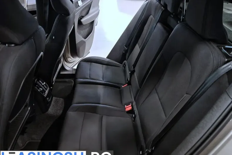 Volvo XC40 din 2022 cu 152.383 km - oferta VOL233272 - foto 21