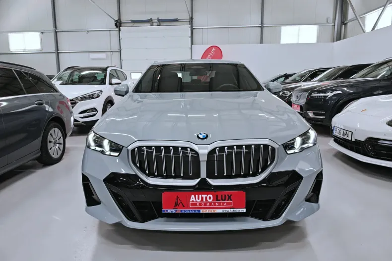 BMW 520i (Seria 5) din 2025 cu 5.462 km - oferta BMW233277 - foto 3