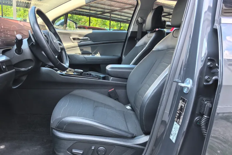 Kia Sportage din 2023 cu 102.150 km - oferta KIA233281 - foto 7