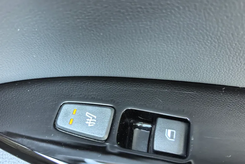 Kia Sportage din 2023 cu 102.150 km - oferta KIA233281 - foto 25