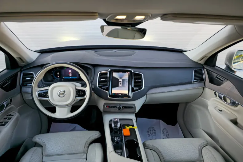 Volvo XC90 din 2023 cu 51.085 km - oferta VOL233290 - foto 9