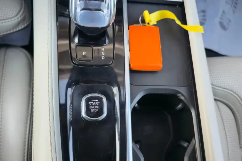 Volvo XC90 din 2023 cu 51.085 km - oferta VOL233290 - foto 16