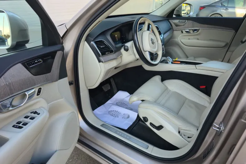 Volvo XC90 din 2023 cu 51.085 km - oferta VOL233290 - foto 20