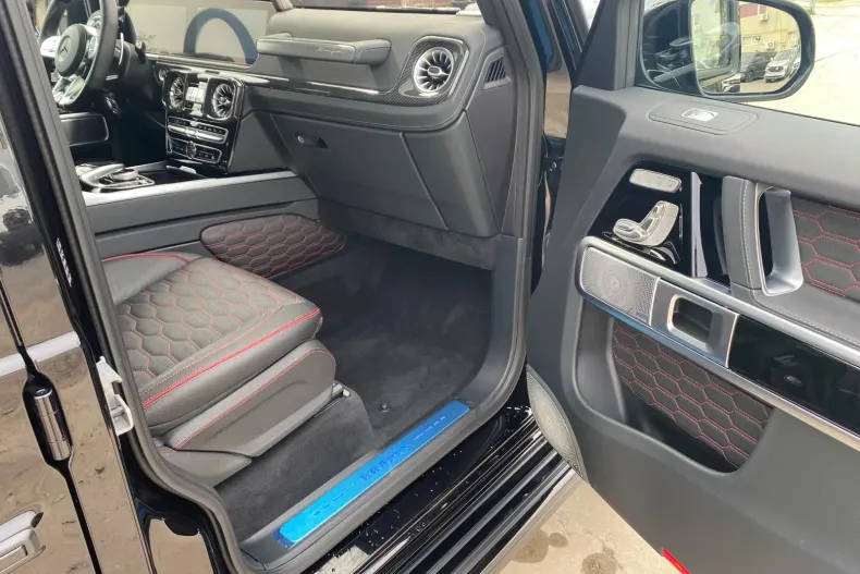 Mercedes-Benz G 63 AMG (Clasa G) din 2024 cu 60 km - oferta MER233292 - foto 13
