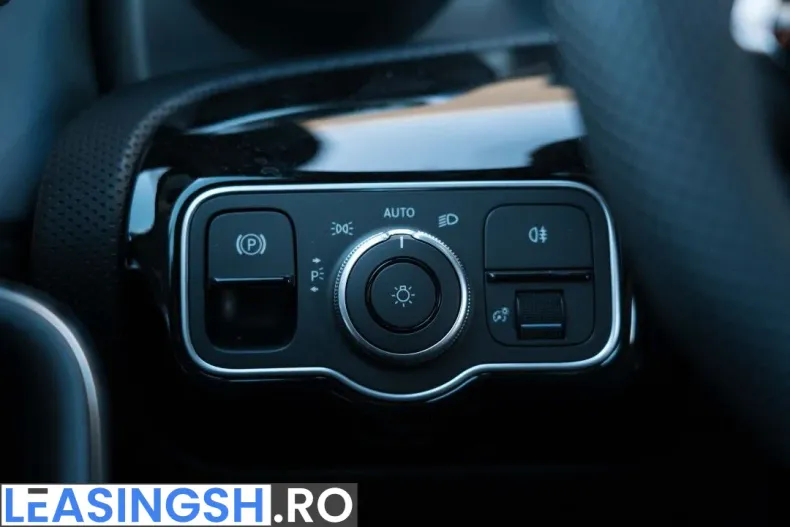Mercedes-Benz A 220 (Clasa A) din 2025 cu 3.000 km - oferta MER233307 - foto 21