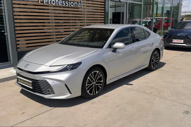 Toyota Camry din 2024 cu 19.450 km - oferta TOY233330 - foto 2