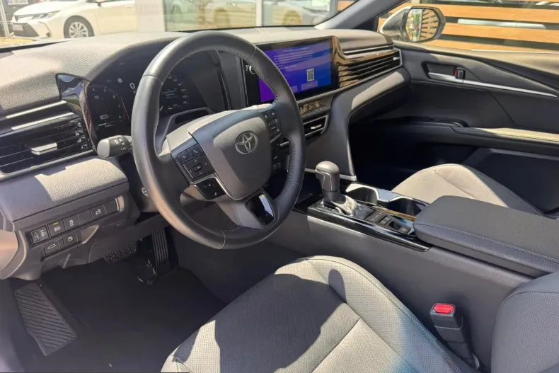 Toyota Camry din 2024 cu 19.450 km - oferta TOY233330 - foto 8