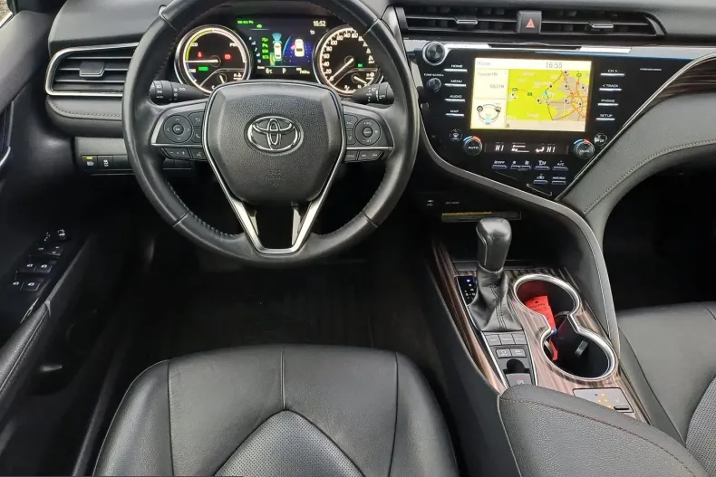 Toyota Camry din 2020 cu 71.500 km - oferta TOY233331 - foto 11