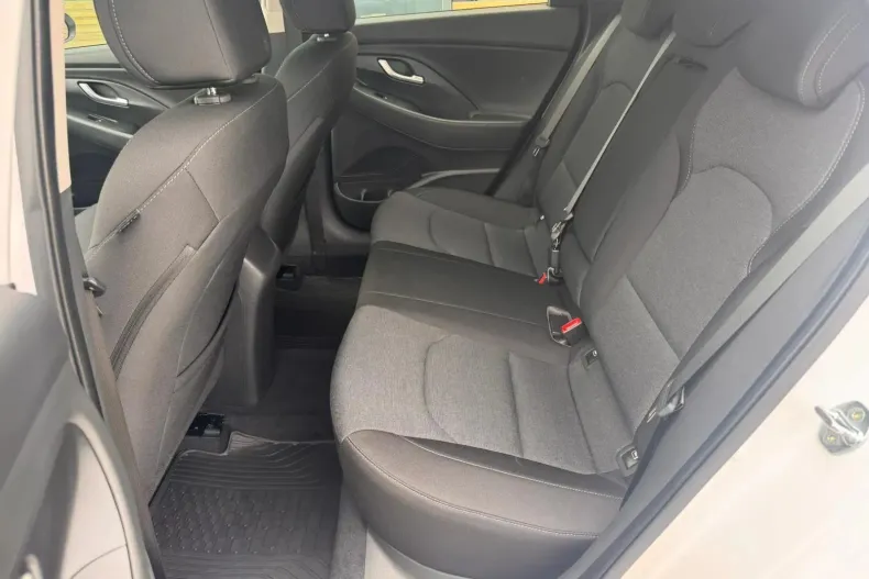 Hyundai i30 din 2022 cu 79.166 km - oferta HYU233333 - foto 10