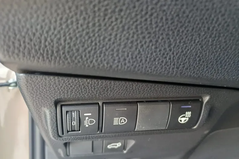 Toyota Corolla Cross din 2025 cu 7.450 km - oferta TOY233335 - foto 13